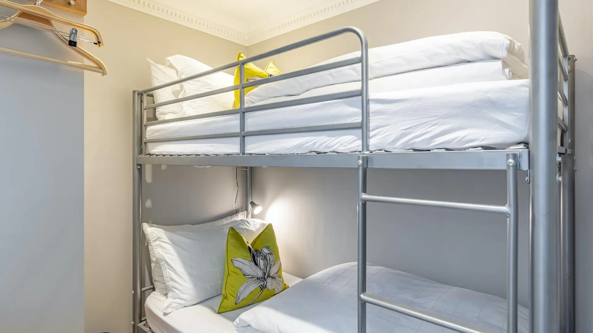 Beaches Brighton - Luxury Seafront Accommodation 0*,  Regno Unito